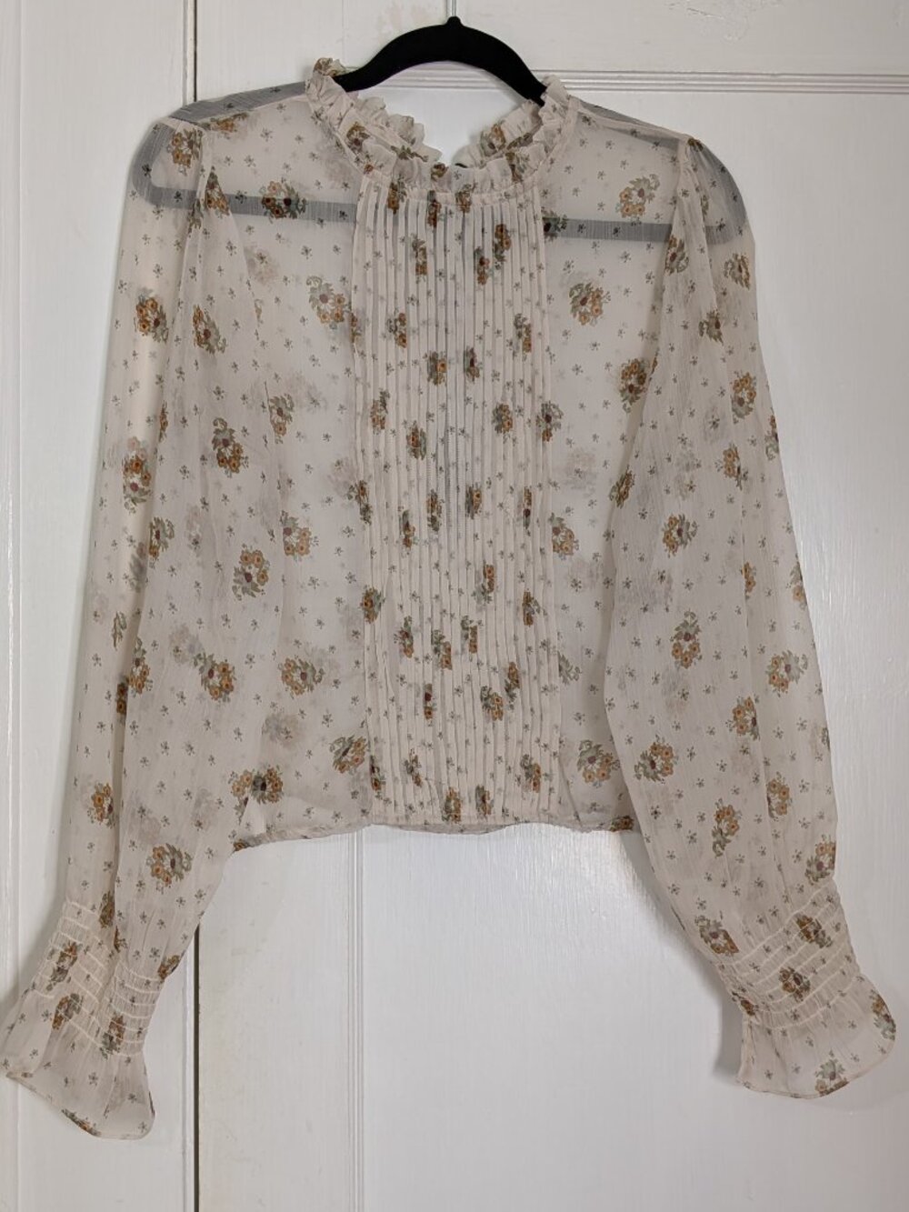 Natural Life Women's M Cream Sheer Floral Peasant Top Boho Cottagecore Whimsical